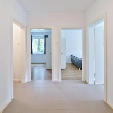 Vakantiehuis Monteurwohnungen - Romika - Naehe Trier - Grosser Parkplatz *