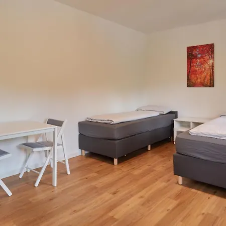 Feriehus Monteurwohnungen - Romika - Naehe Trier - Grosser Parkplatz