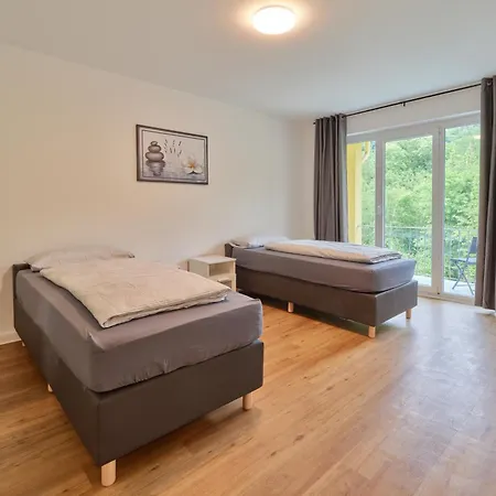 Feriehus Monteurwohnungen - Romika - Naehe Trier - Grosser Parkplatz *