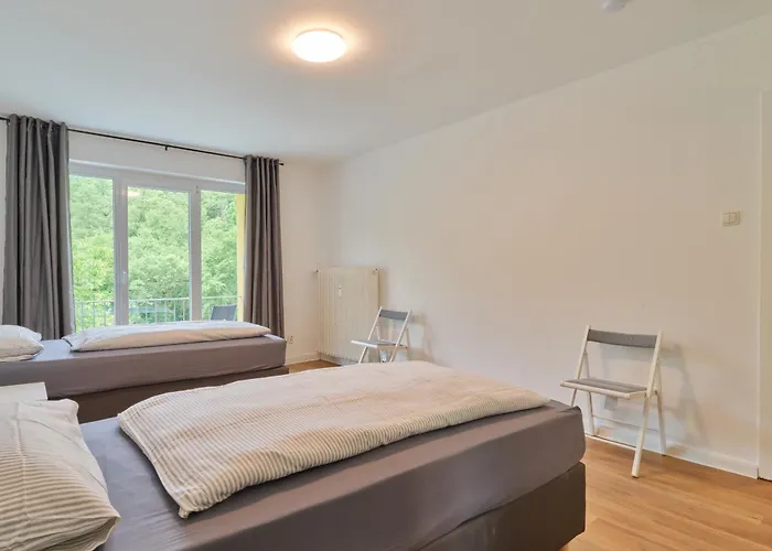 Monteurwohnungen - Romika - Naehe Trier - Grosser Parkplatz *