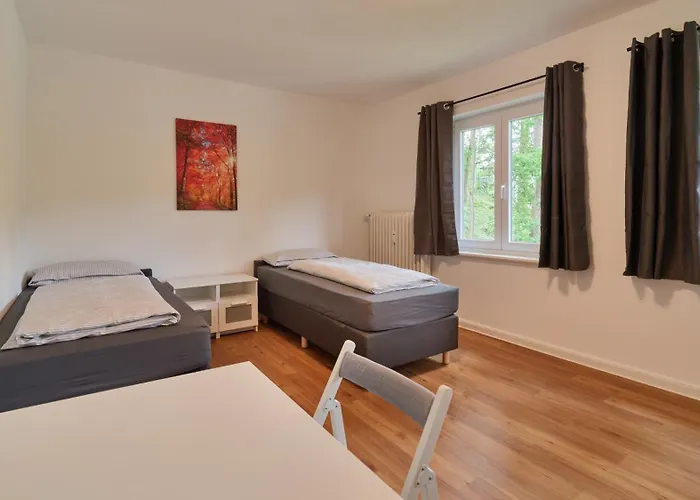 Monteurwohnungen - Romika - Naehe Trier - Grosser Parkplatz Gusterath